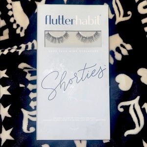 6 pairs of flutterhabit fake eyelashes